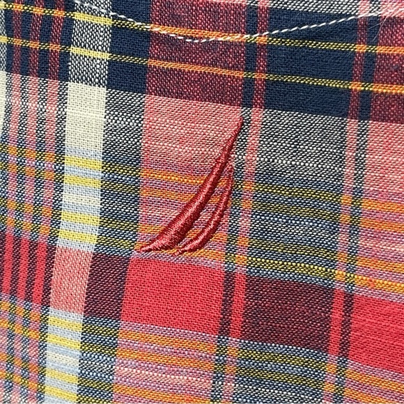 Náutica Long-sleeve Burton Down Plaid Shirt Men Size XL - Picture 11 of 11